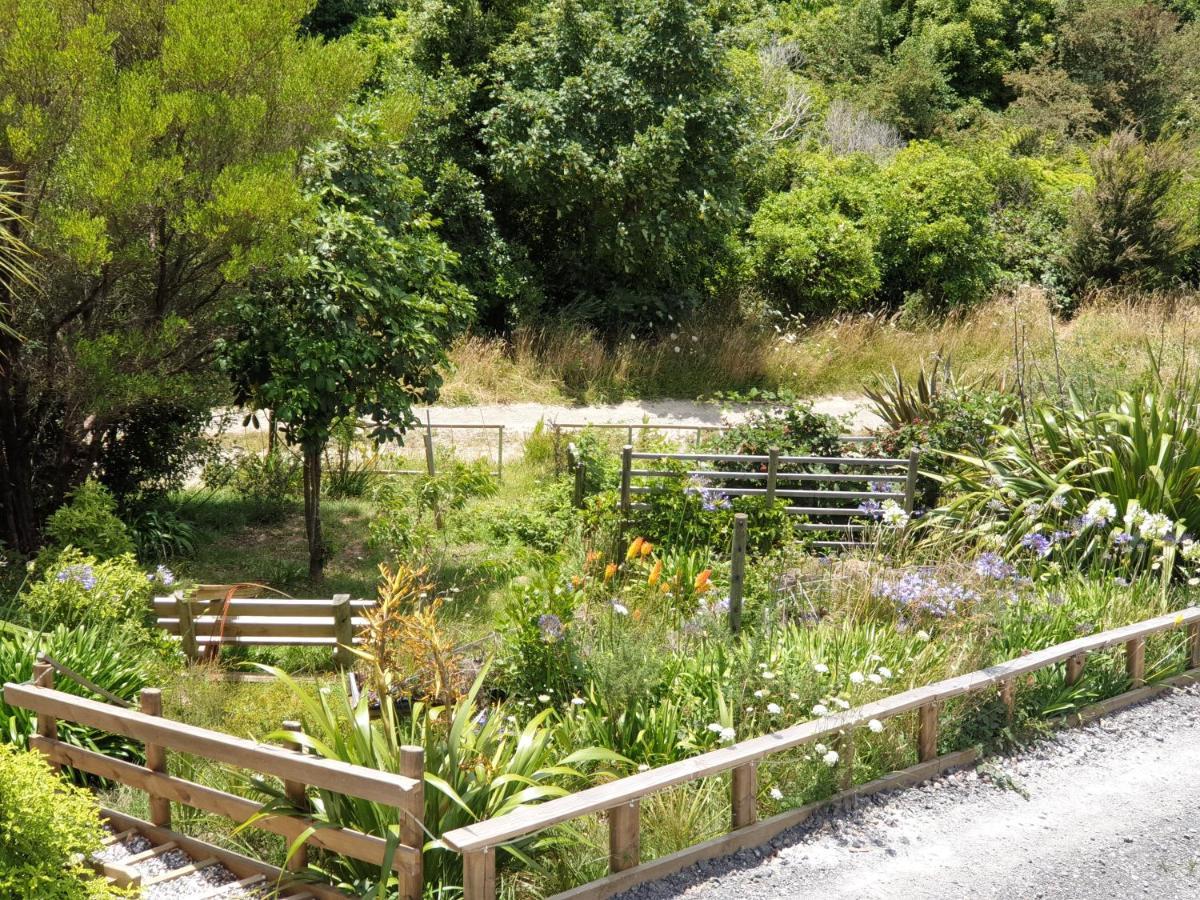 Garden View Cottages Picton Esterno foto