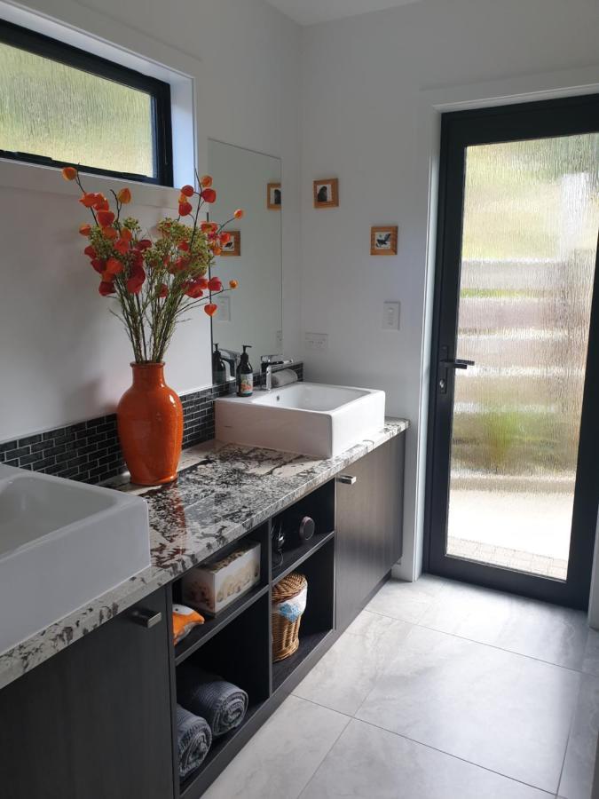 Garden View Cottages Picton Esterno foto